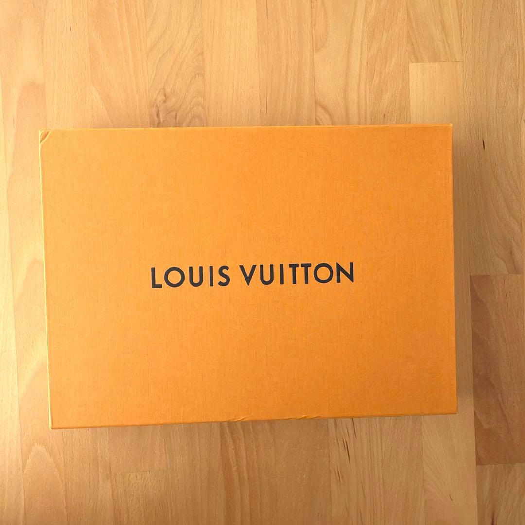 ルイヴィトン エシャルプ ロゴマニア グリペルル グレー マフラー M74742