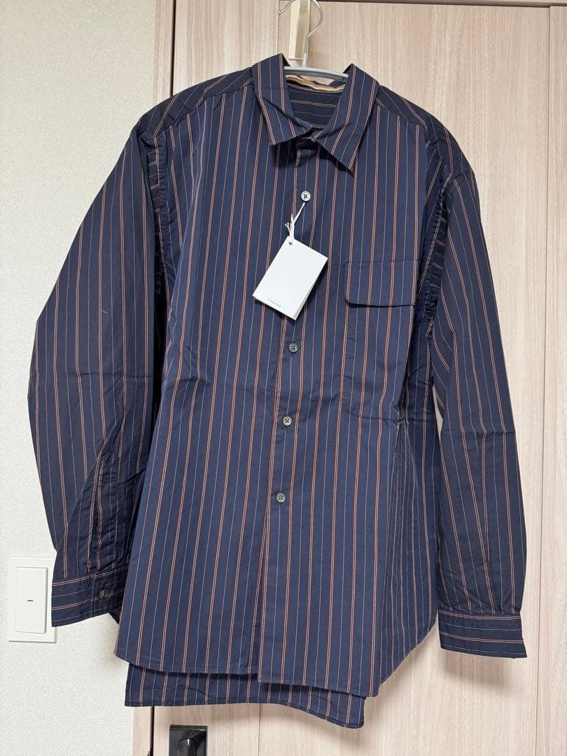 新品 TOHNAI レギュラーカラーシャツ ネイビーストライプ