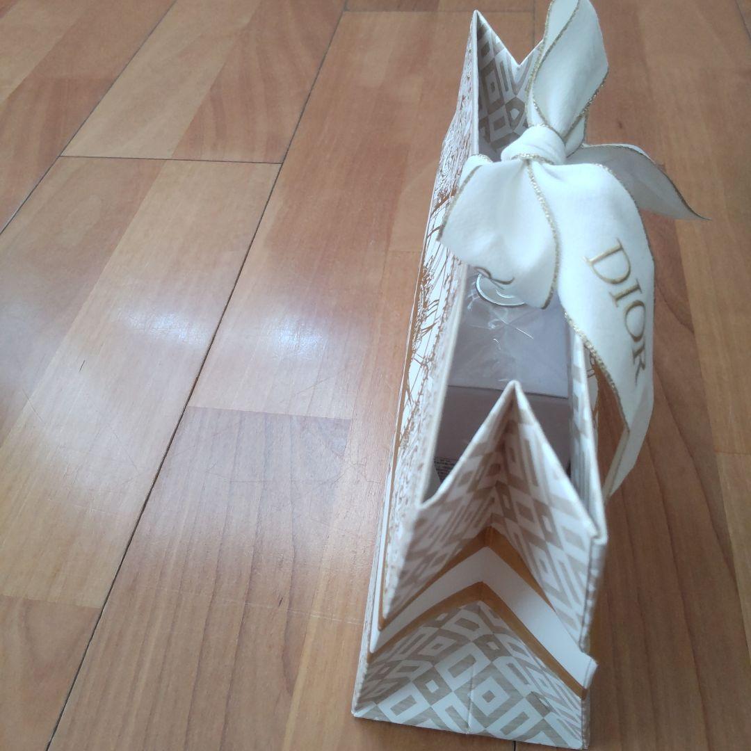 【未開封】Dior Miss Dior オードゥパルファン 50ml 紙袋付き