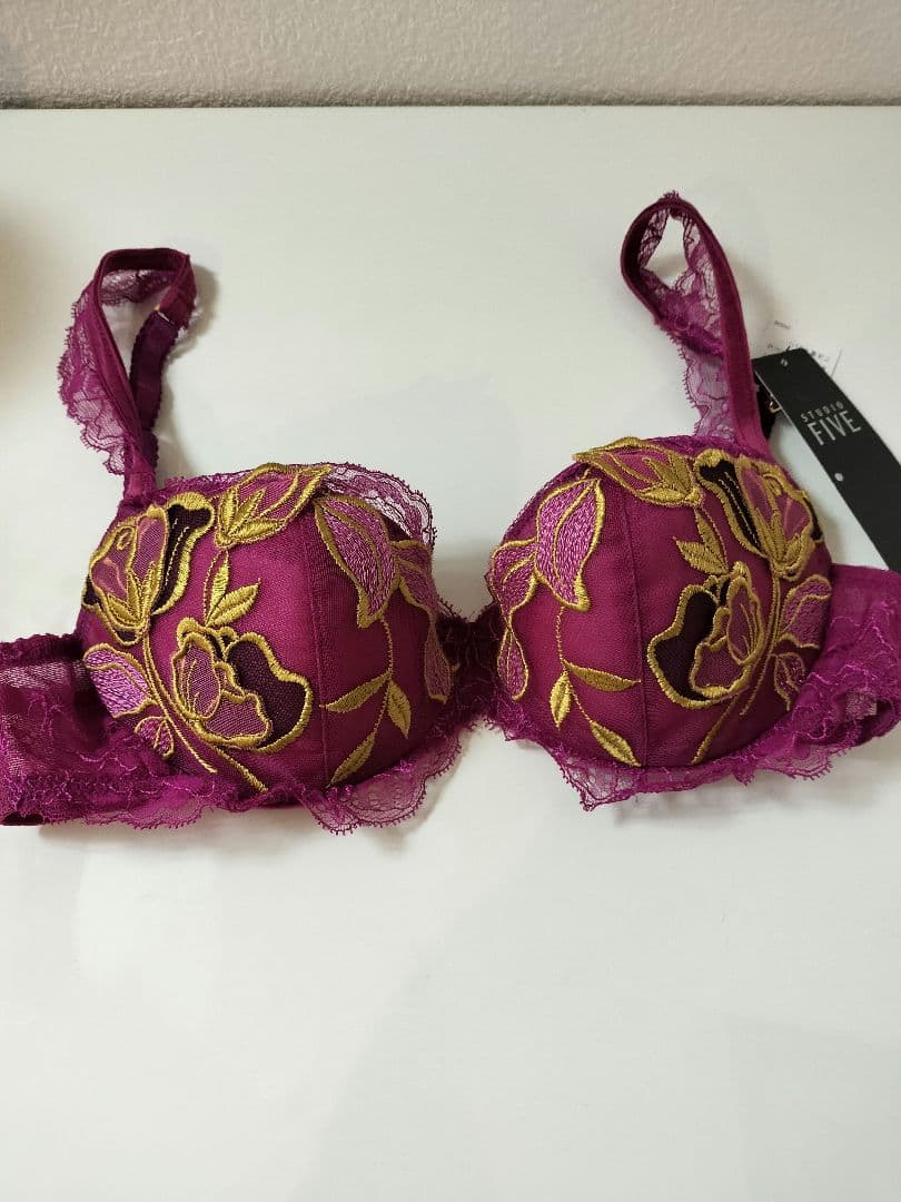 C70　ワコール　スタディオファイブ　ブラジャー