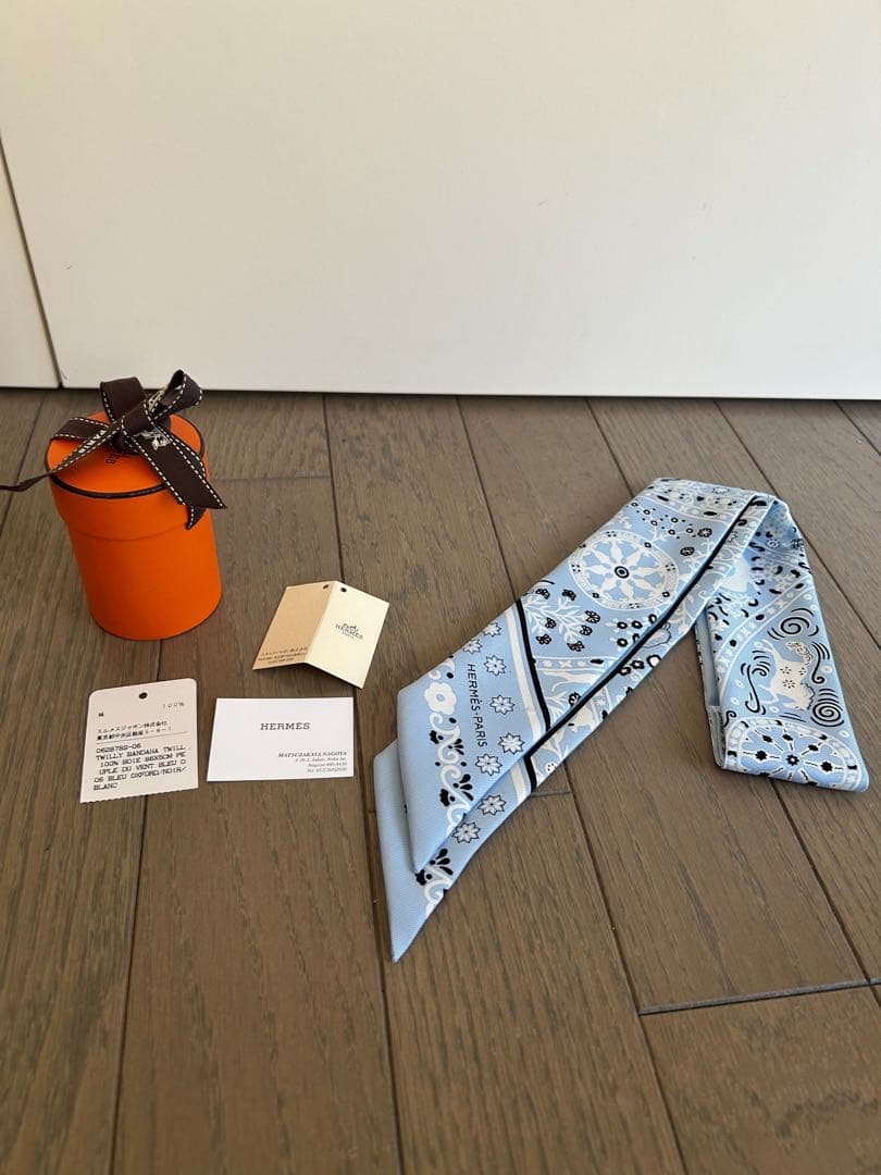 HERMÈS バンダナ柄　エルメス　ツイリー