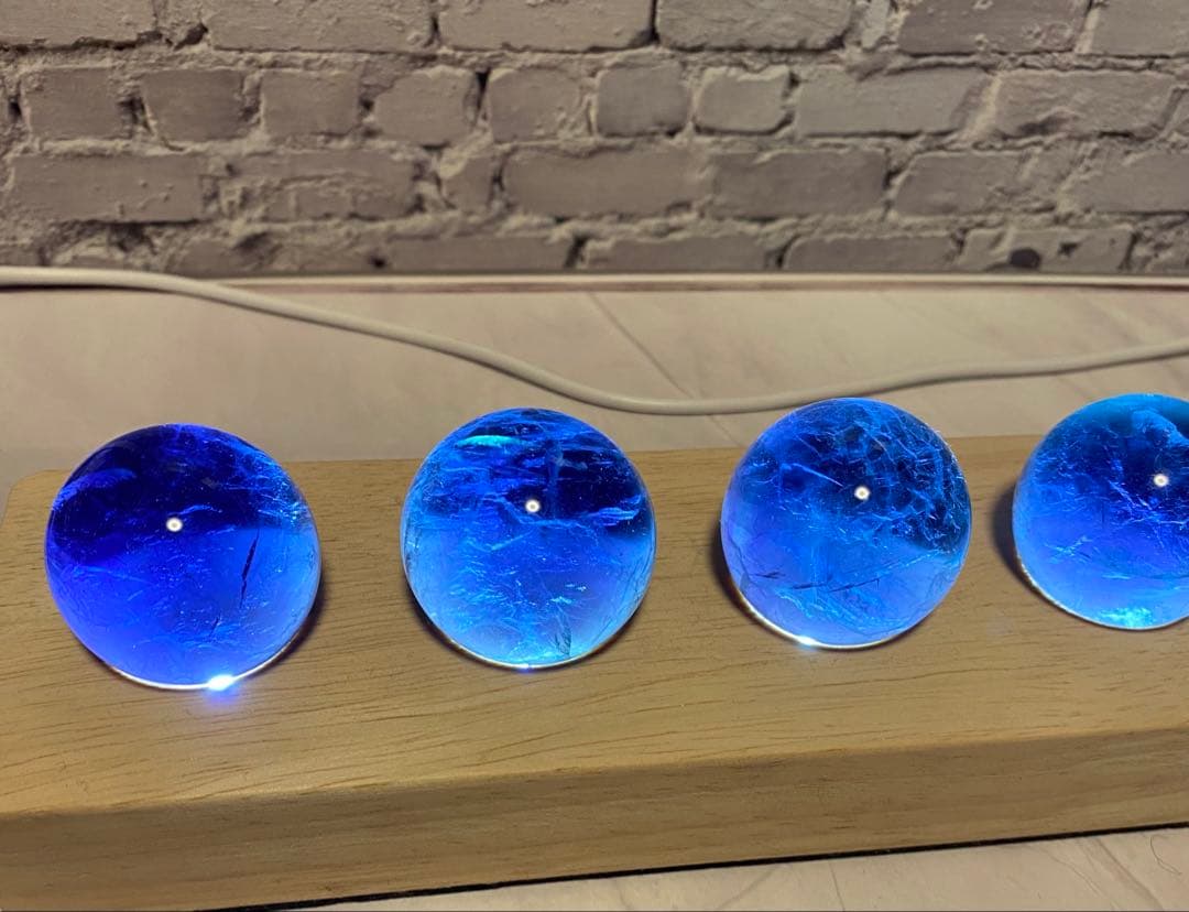 フローライト 7個セット（光る台座付き）