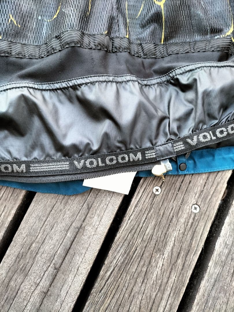 VOLCOM スノボウェアセットアップ ボルコム　M