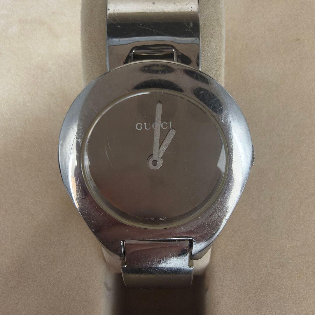 GUCCI グッチ 6700L ミラー文字盤 クオーツ バングルウォッチ　稼働品