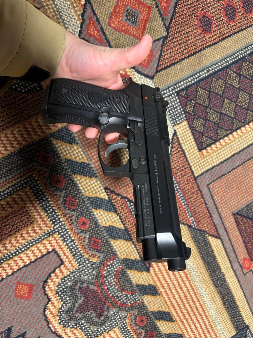 ベレッタm9a1