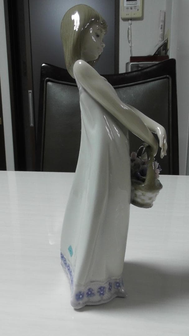 LLADRO　リヤドロ【お花の宝物】２　リアドロ　 インテリア　L310
