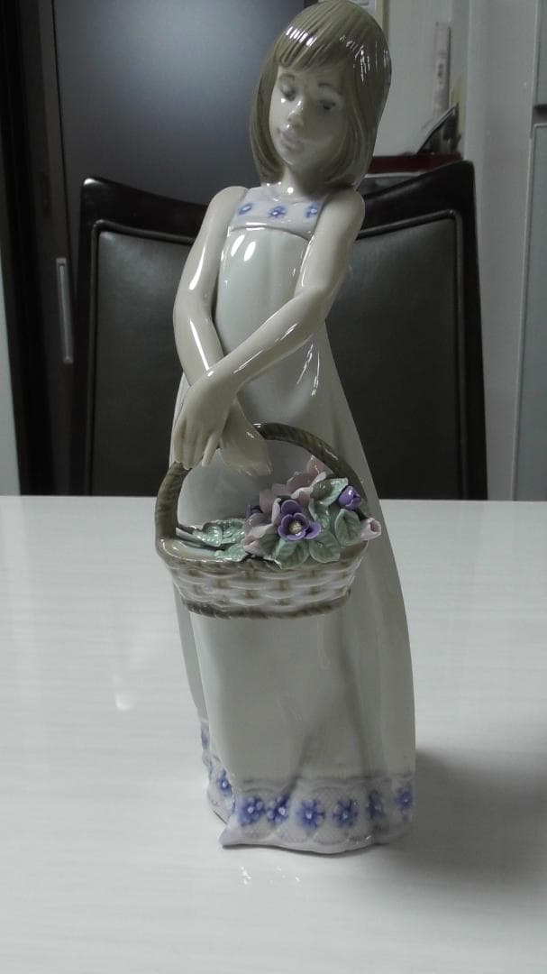 LLADRO　リヤドロ【お花の宝物】２　リアドロ　 インテリア　L310