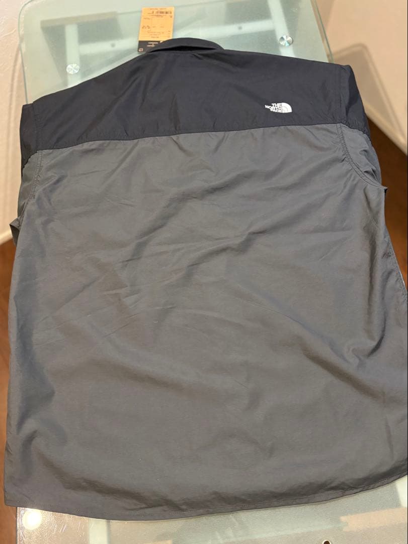 最終価格THE NORTH FACE ナイロンシャツ 黒/グレー XL