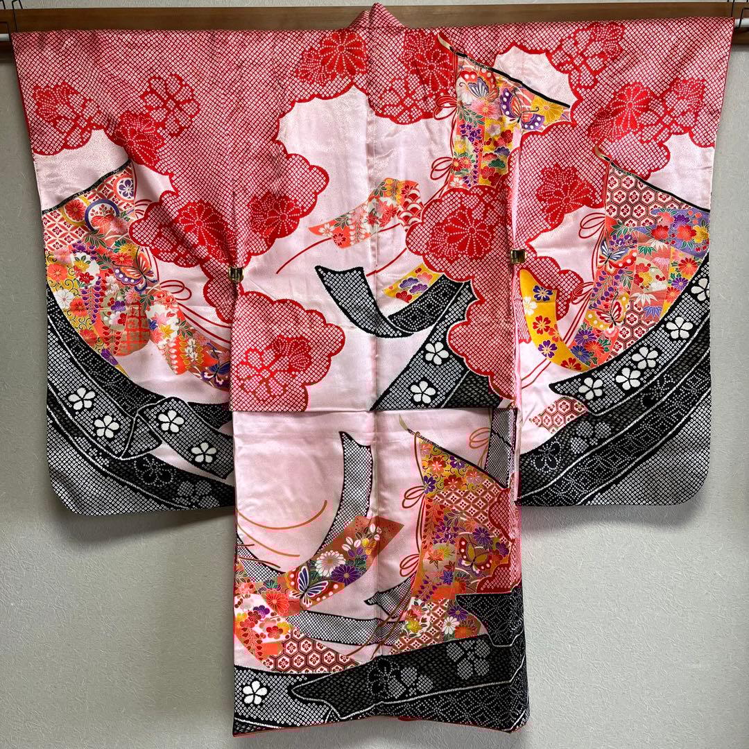 七五三　7歳着物セット　四つ身　祝い着　鈴蘭　絞り柄　赤ピンク黒＋緑