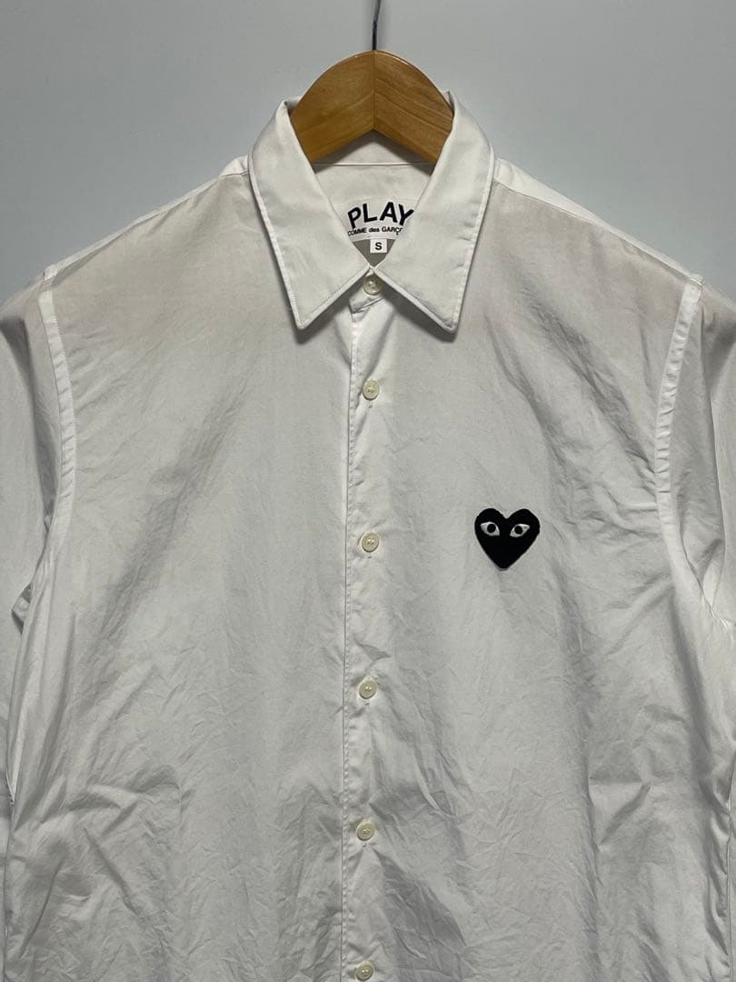 PLAY COMME des GARCONS 白シャツ　S ハートワッペン