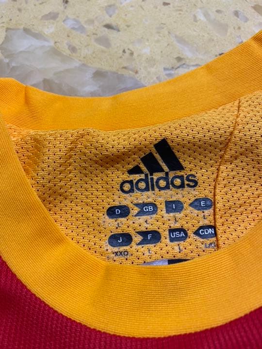 スペイン代表アディダス ユニフォーム