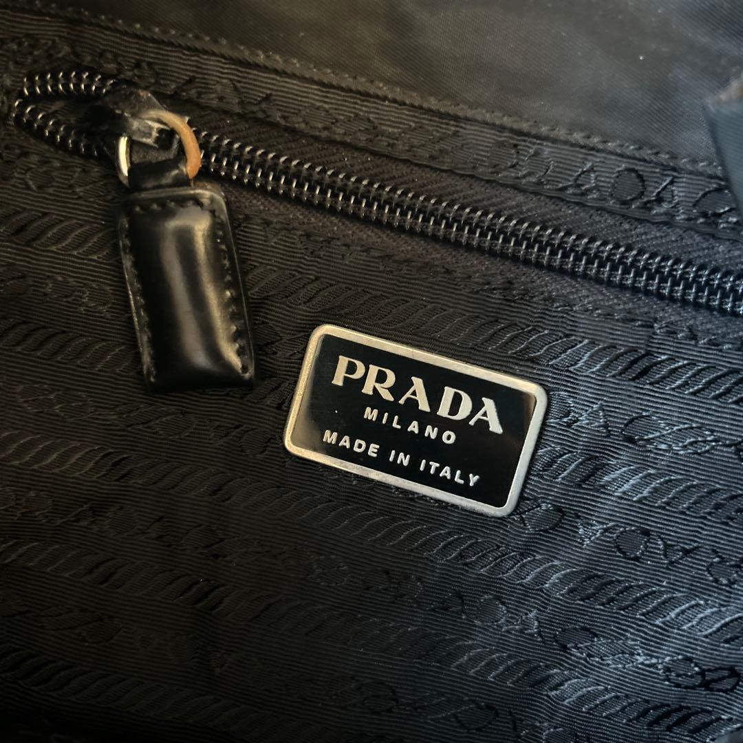 PRADA ブラック ナイロン バックパック　三角ロゴ