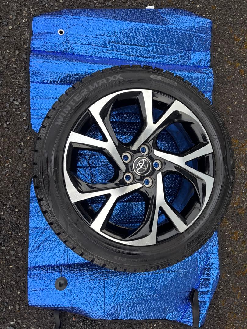 トヨタ 純正アルミ　タイヤDUNLOPウィンターMAXX スタッドレス18インチ