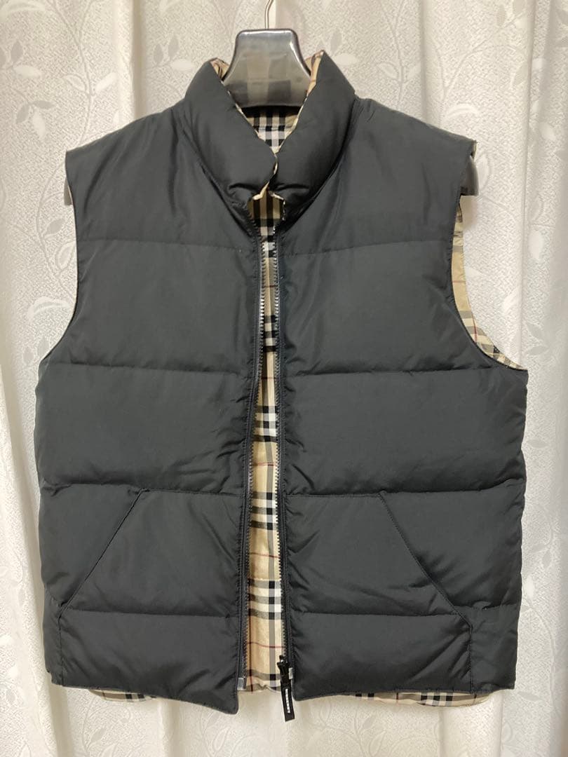 リバーシブル ダウンベスト 黒 チェック柄