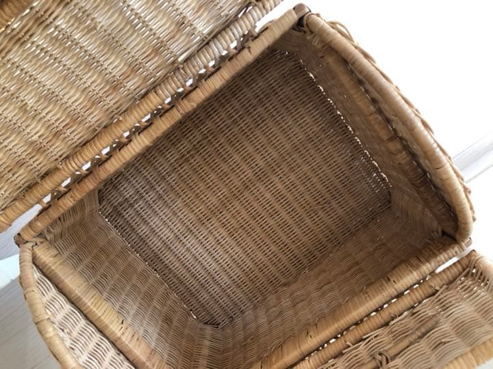 アンティーク　かご　バスケット　ワンちゃんねこちゃんにも