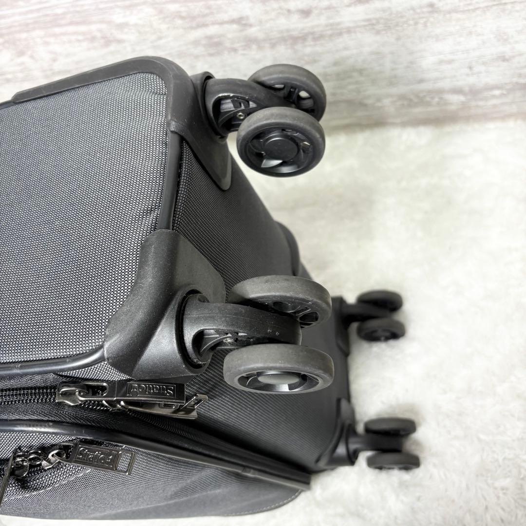 未使用級✨Stratic ストラテイック　軽量　スーツケース　40L