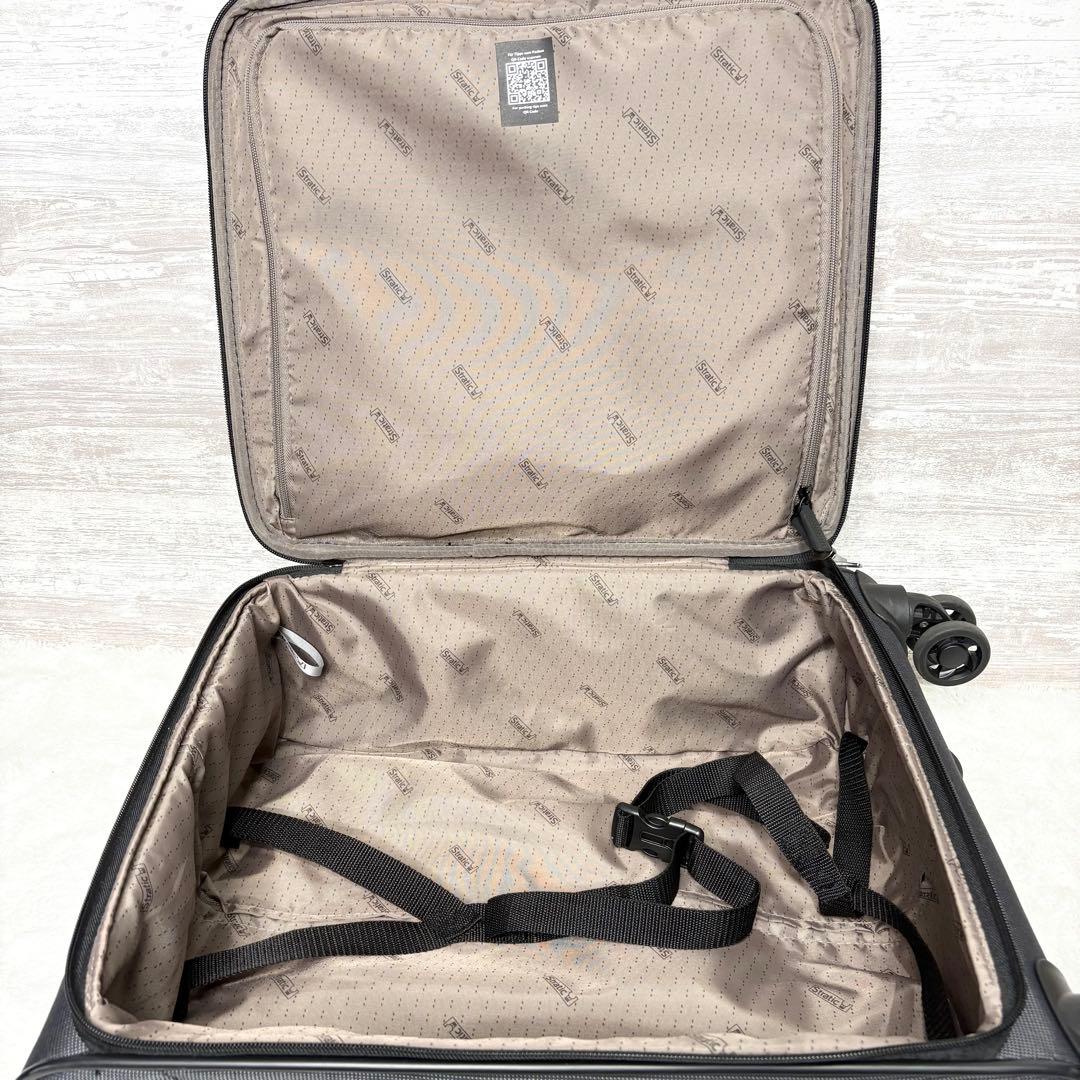 未使用級✨Stratic ストラテイック　軽量　スーツケース　40L