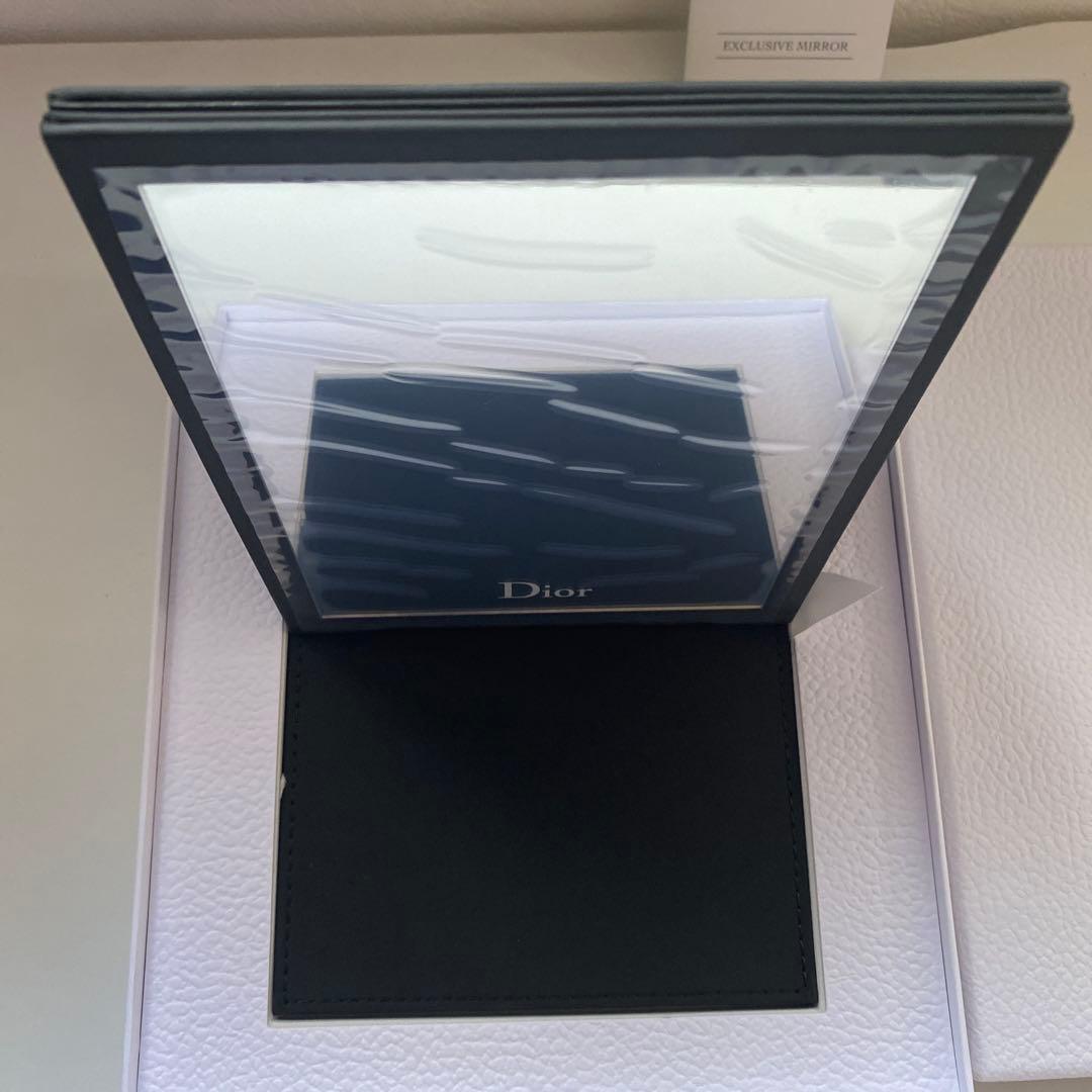 Dior ミラー　　スタッズロゴ ブラックノート