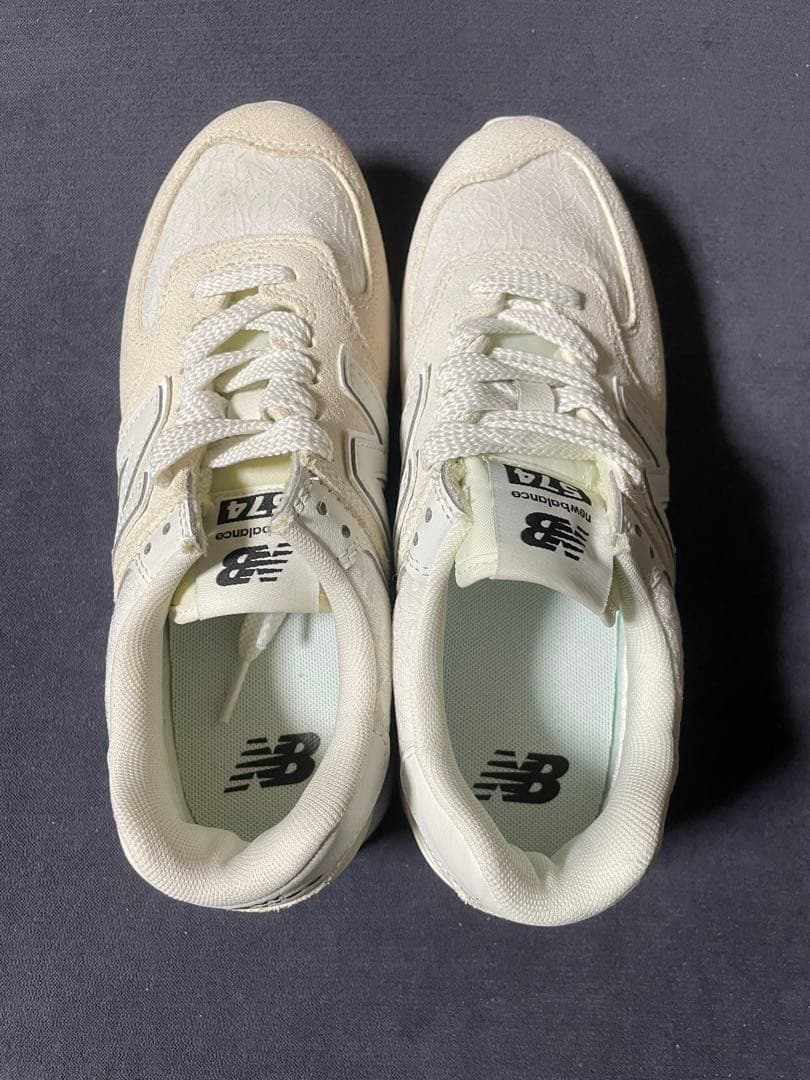 新品23cmニューバランス newbalance 厚底スニーカー574+