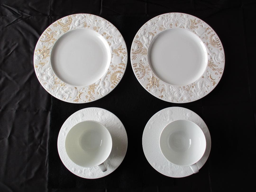 ローゼンタール、白いカップでティータイム！