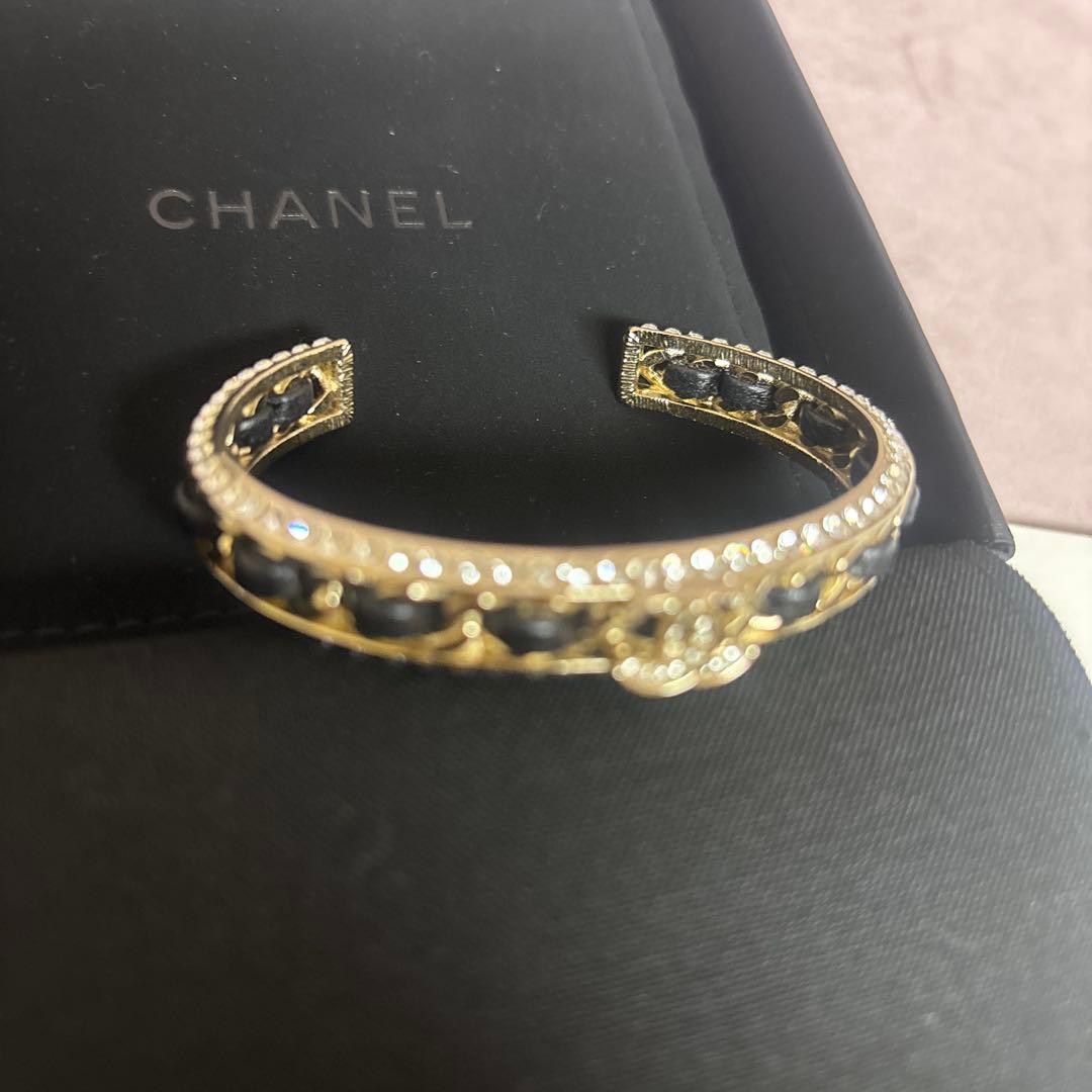 シャネルバングル　2023 ココマーク　ラインストーン