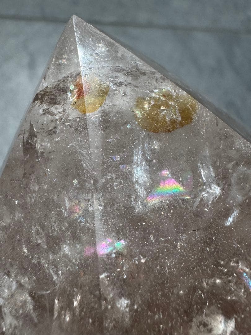 高品質◎バイカラーライトスモーキークォーツダブルポイント　虹＆リモナイトin