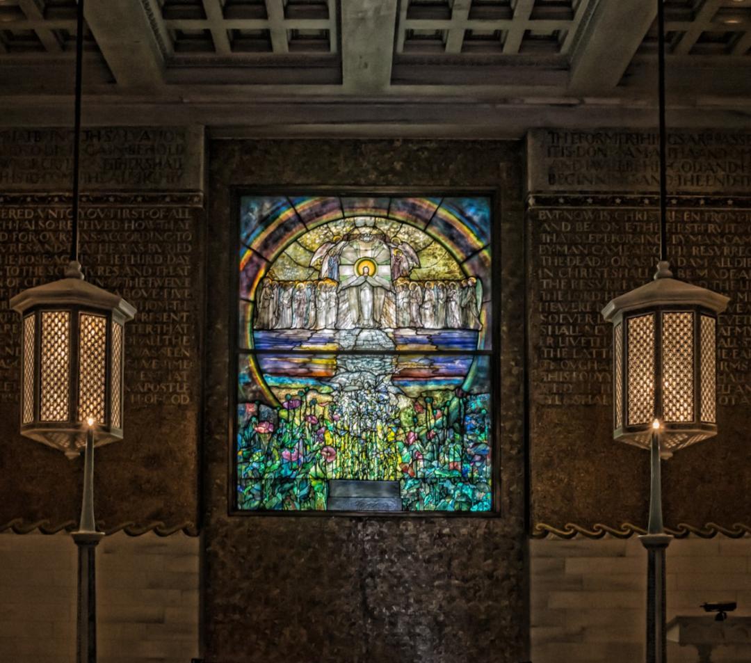 ルイス・C・ティファニーヴィンテージステンドグラス ウェイド記念礼拝堂 魂の飛翔