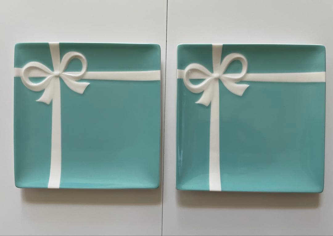 【新品未使用】ティファニー　ブルーボウデザートプレートセット