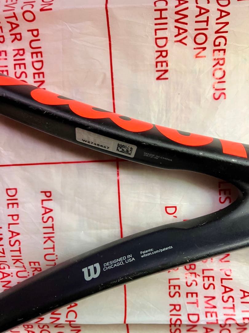 Wilson クラッシュ100 v1.0 G2　テニスラケット