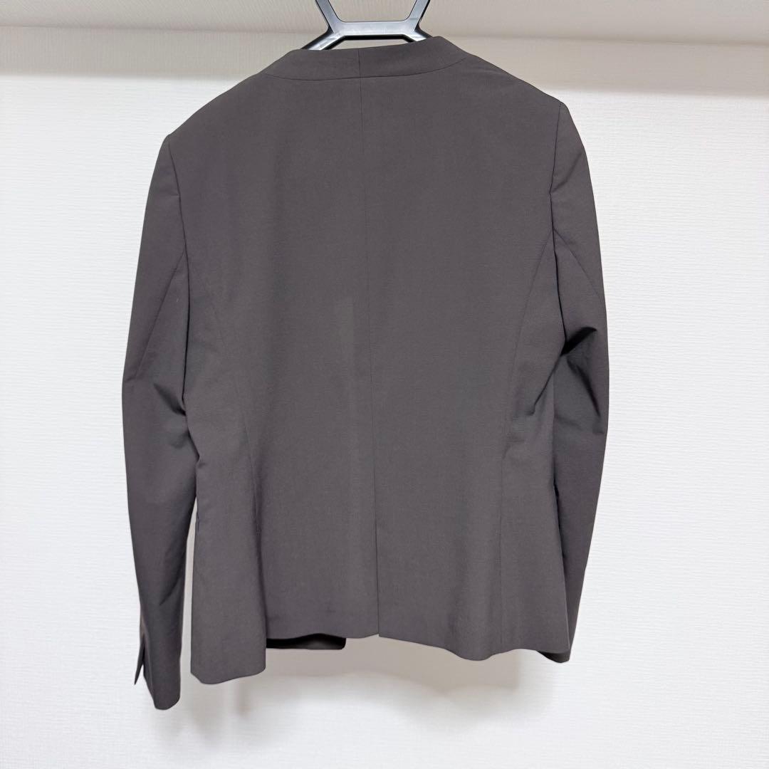 AOKI Les Mues 7号 茶 ノーカラージャケット&クロップドパンツ