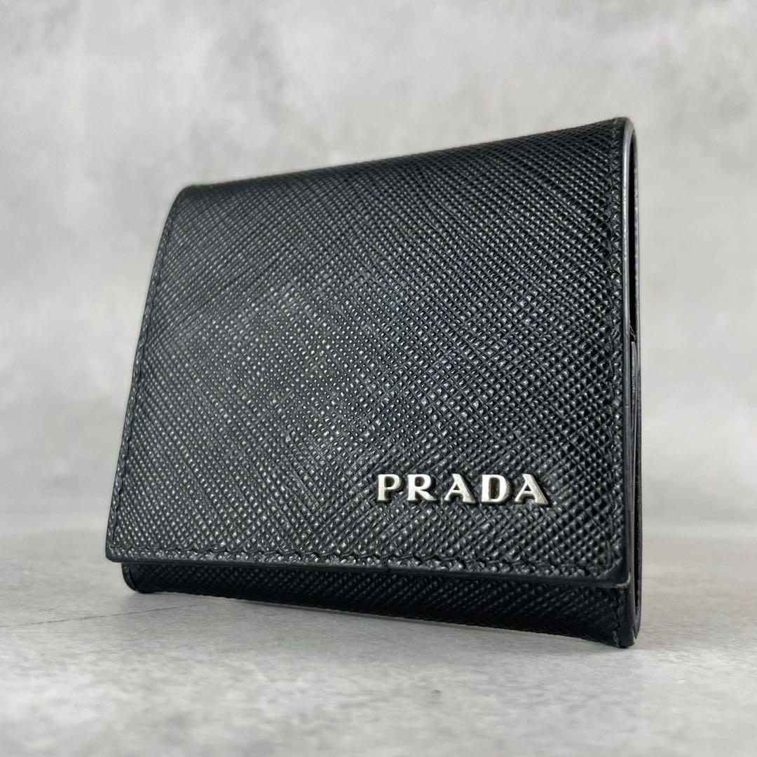 【未使用級】プラダ ケース ロゴ 金具 サフィアーノレザー ブラック 黒