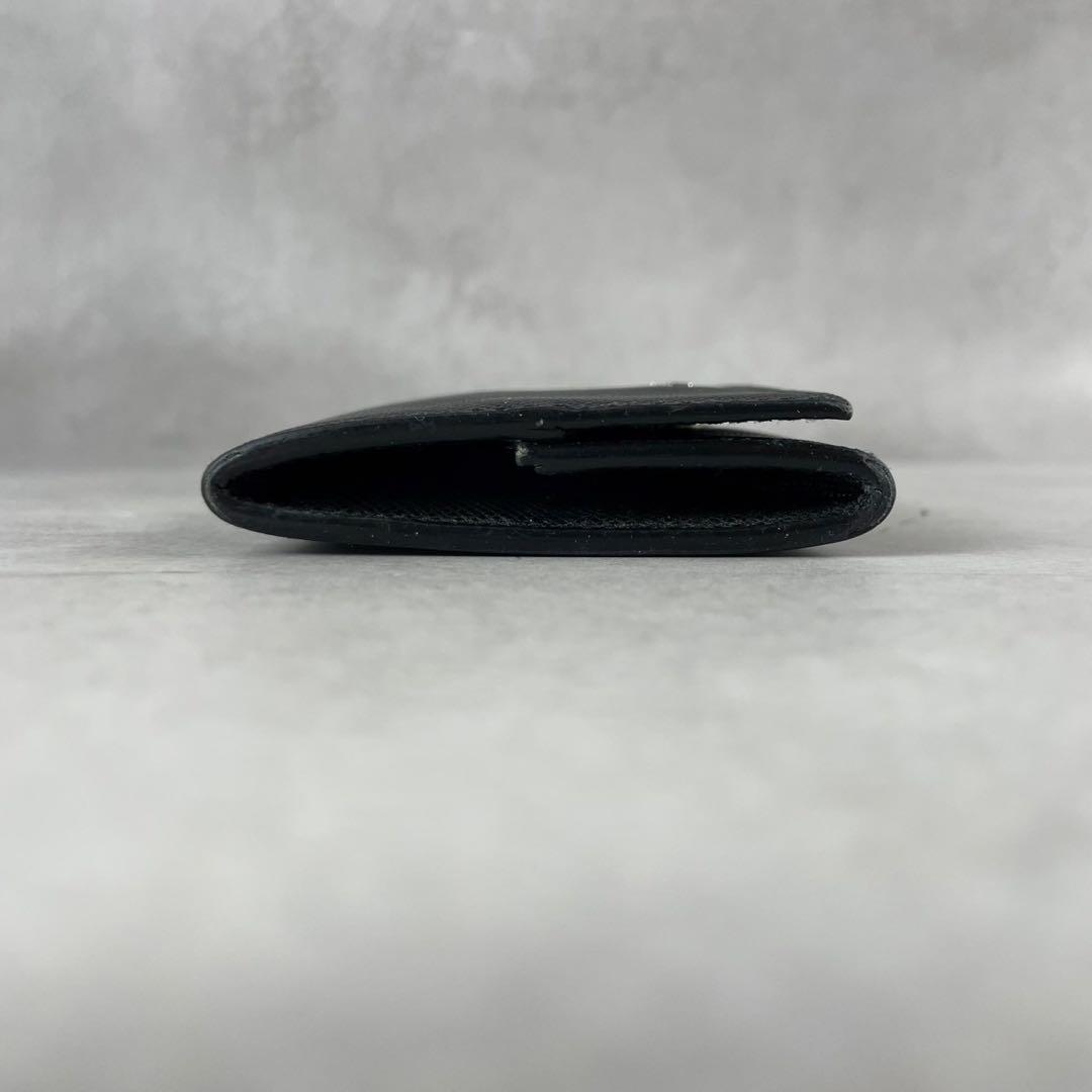 【未使用級】プラダ ケース ロゴ 金具 サフィアーノレザー ブラック 黒