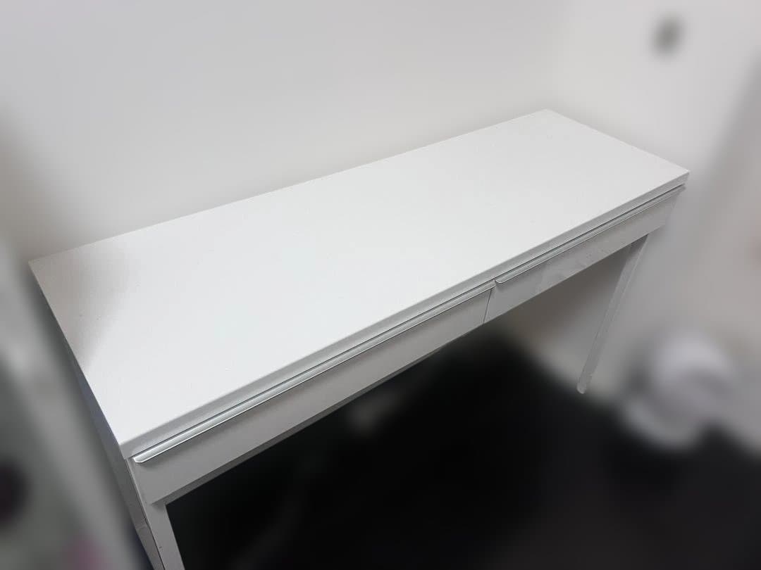 [IKEA/イケア]BESTA BURS ベストーブルシュ デスク ハイグロス