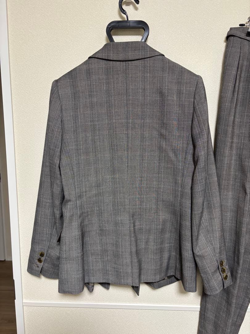 Meguページ☆THE SUIT COMPANY⭐︎おまとめ5点