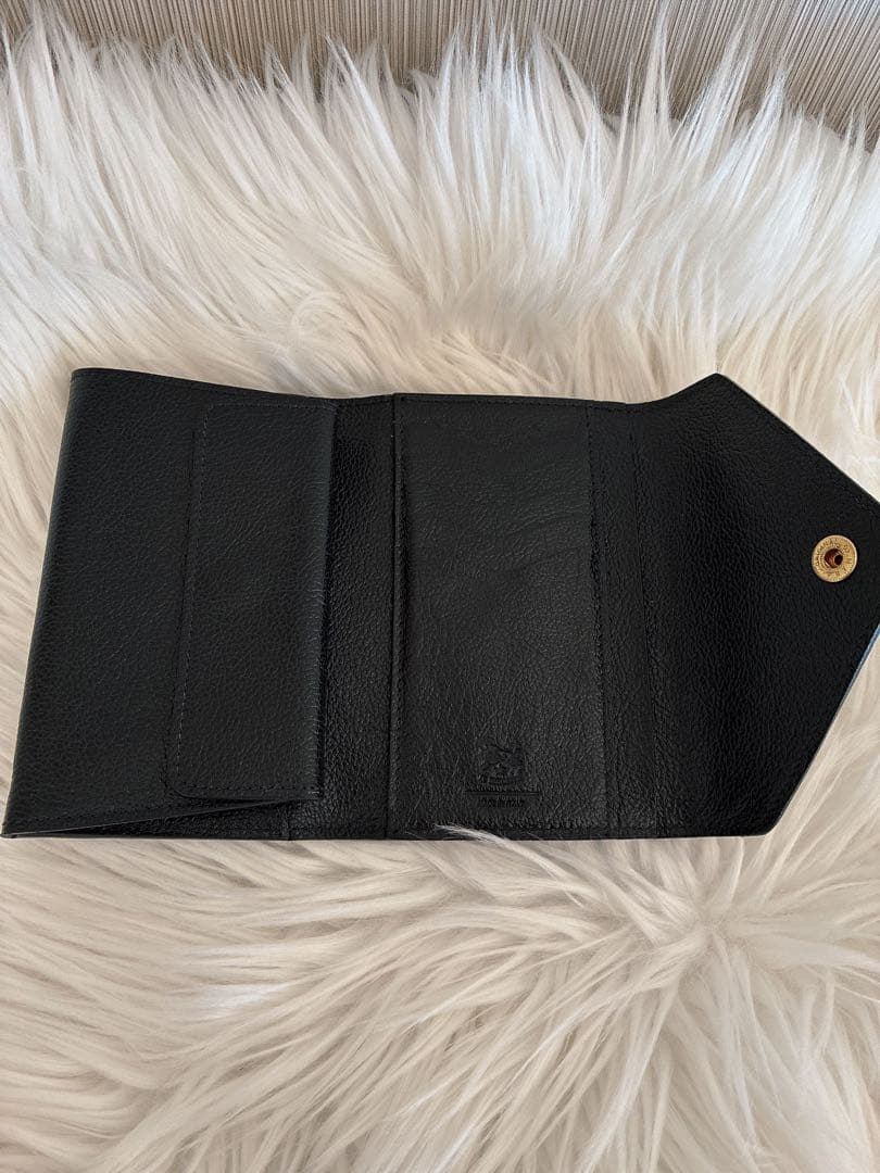 未使用級 IL BISONTE ミディアムウォレット 本革 財布 レザー