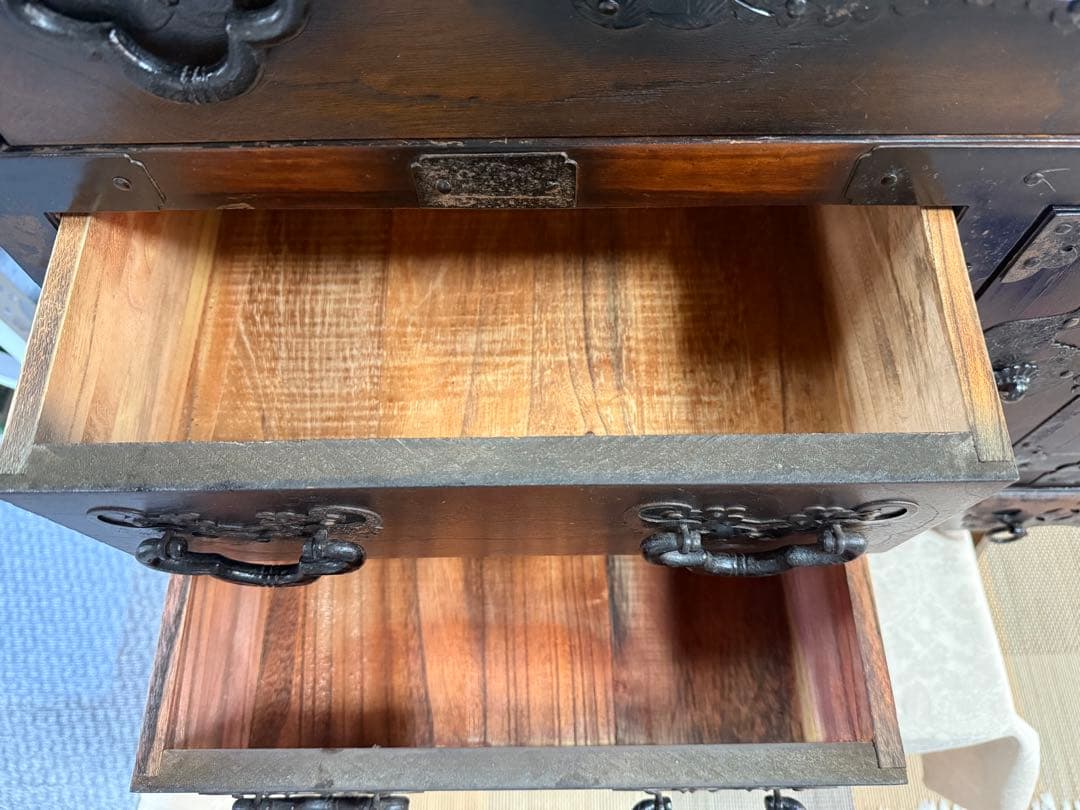 李朝　キャスター付箪笥　古民具　送料込み250505