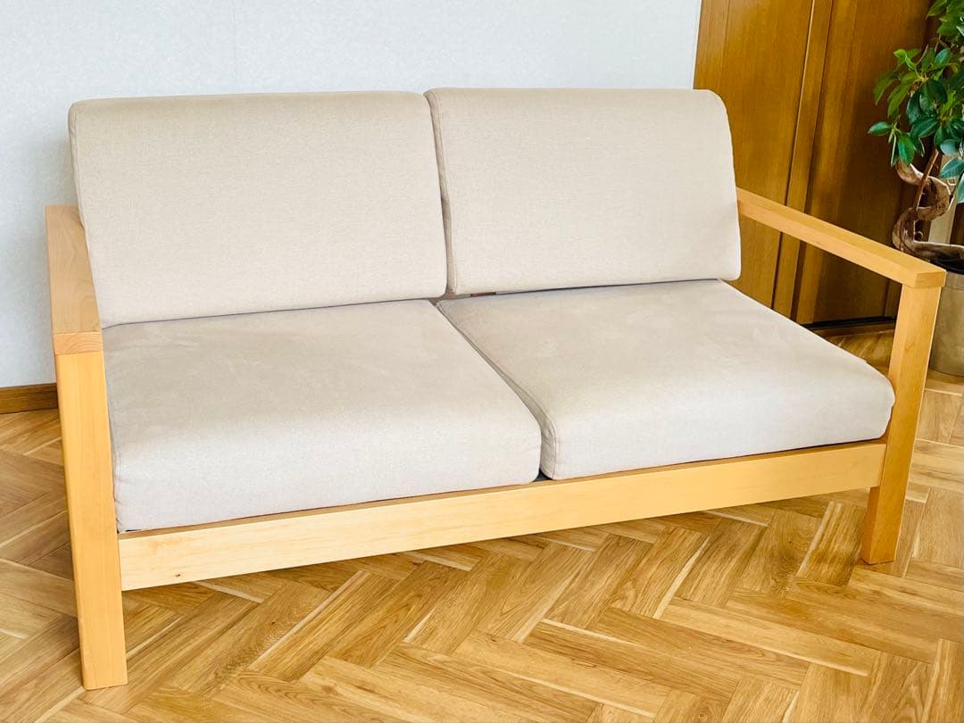 二人掛け 木製フレームソファ「kurera(クレラ)」