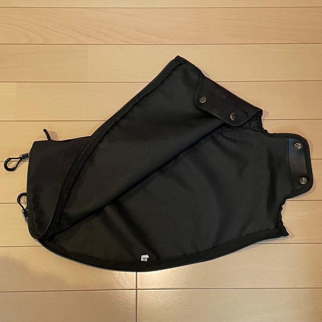 ニューエラ(NEW ERA)セルフスタンドバッグ ブラック / 金ロゴ