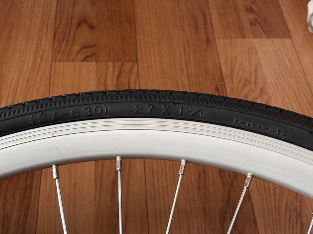 自転車電動アシストタイヤ　前輪　27インチ