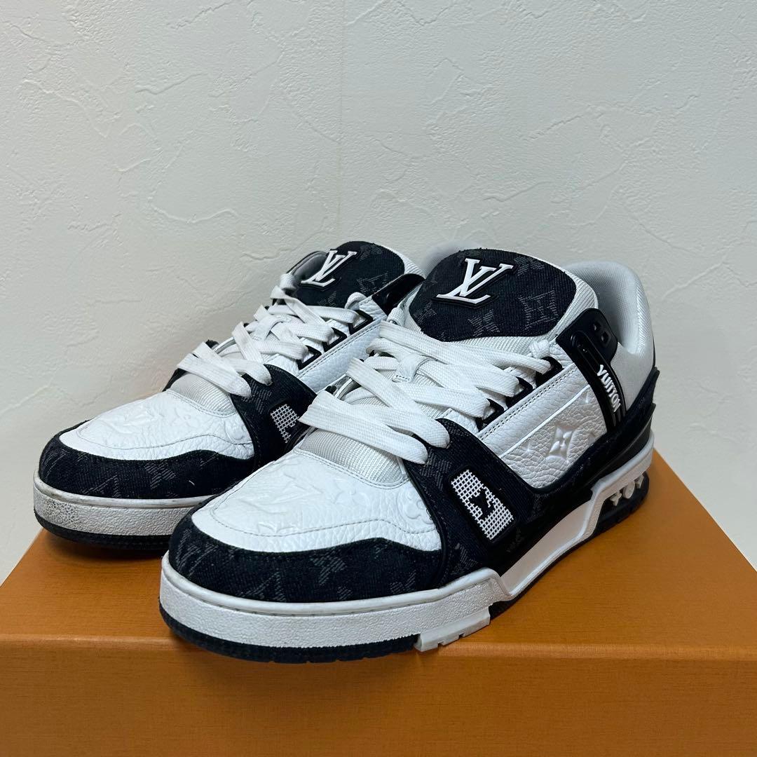LOUIS VUITTON ルィヴィトン LVトレイナー ライン スニーカー