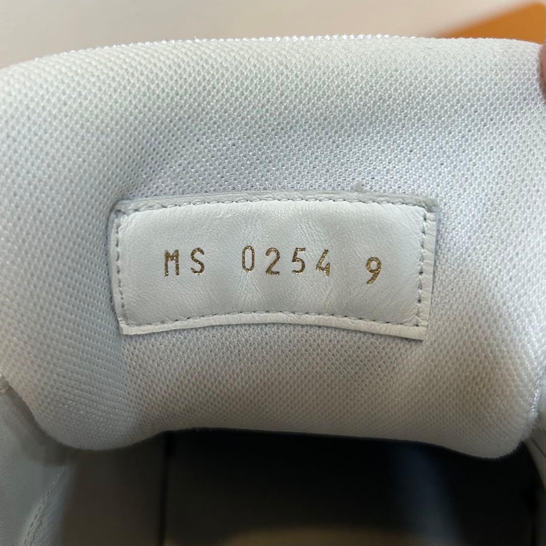 LOUIS VUITTON ルィヴィトン LVトレイナー ライン スニーカー