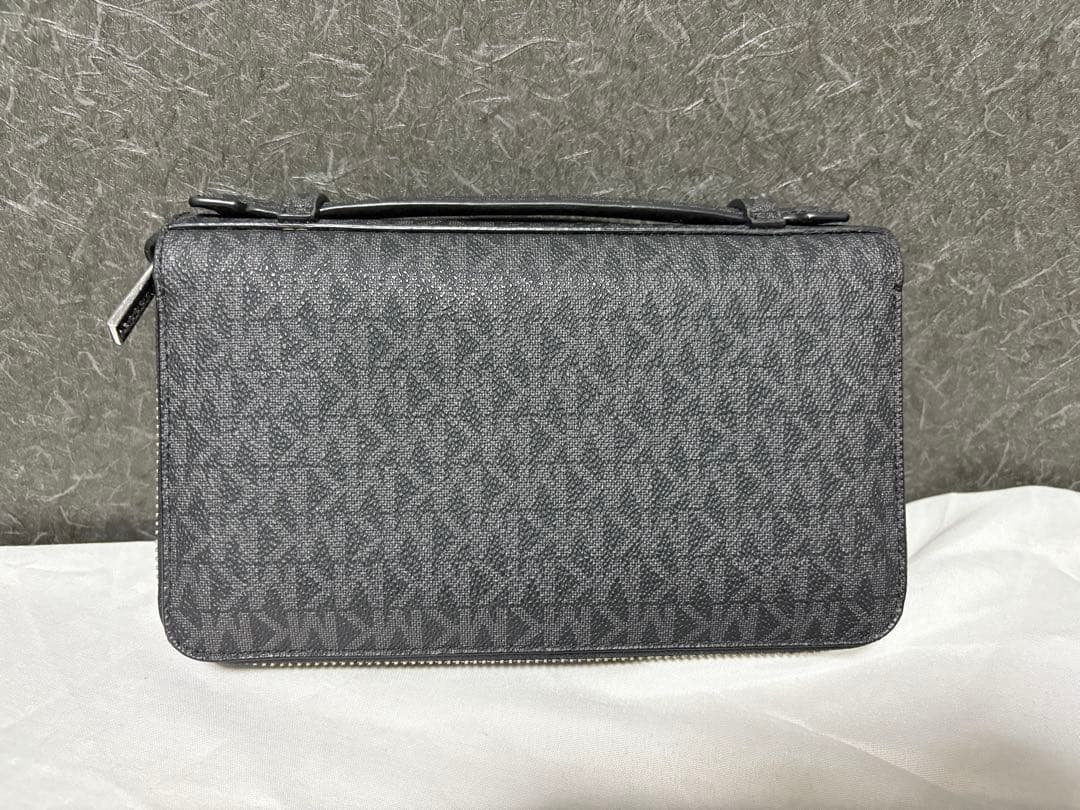 最終値下げ⭐︎マイケルコース　オーガナイザーMK総柄　レザー財布　ウォレットバッグ