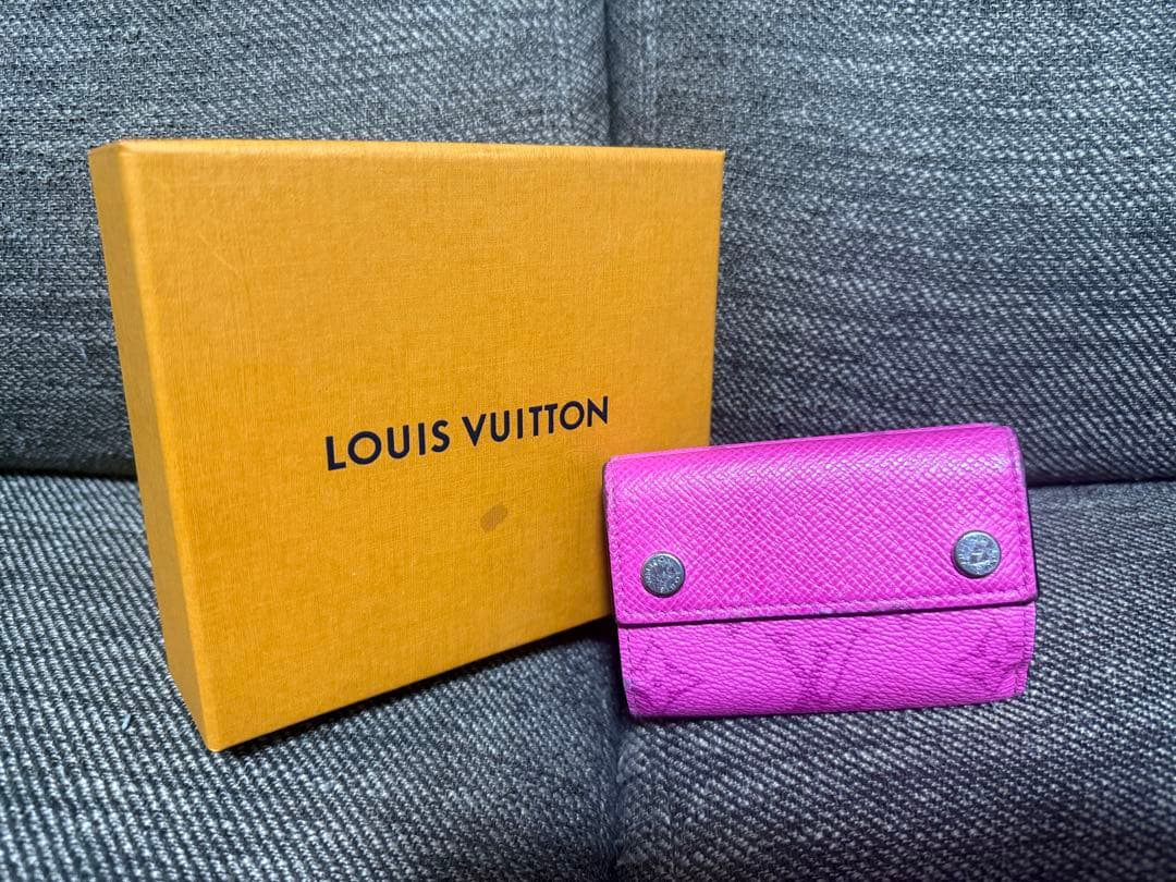 LOUIS VUITTON ピンク 三つ折り財布