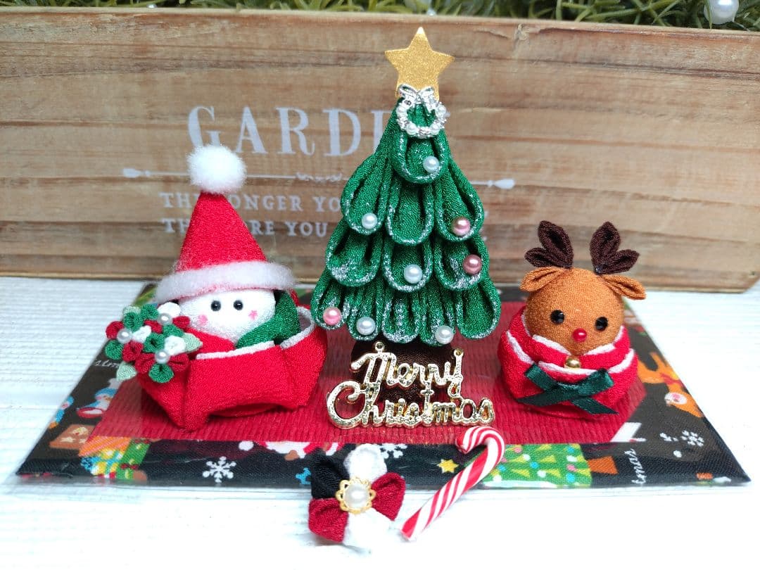 ♦No.18☆クリスマス飾り*☆サンタうさぎちゃんと可愛いピンクツリー♦他