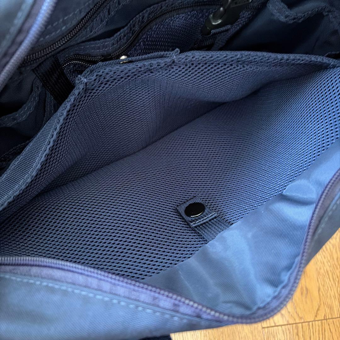 【美品】DISCRETE TOTE SM MW GENII