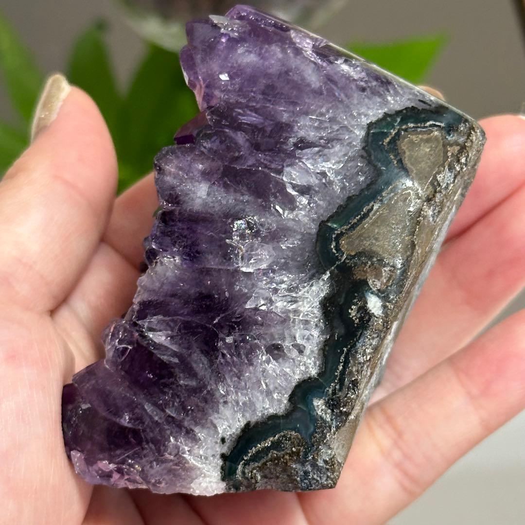 【超高品質】 最高級 濃い ウルグアイ産 大粒 アメジストドーム 原石