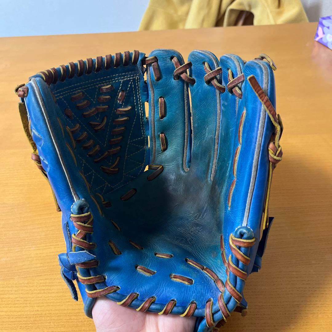 クラウドナイン　硬式　投手用グローブ