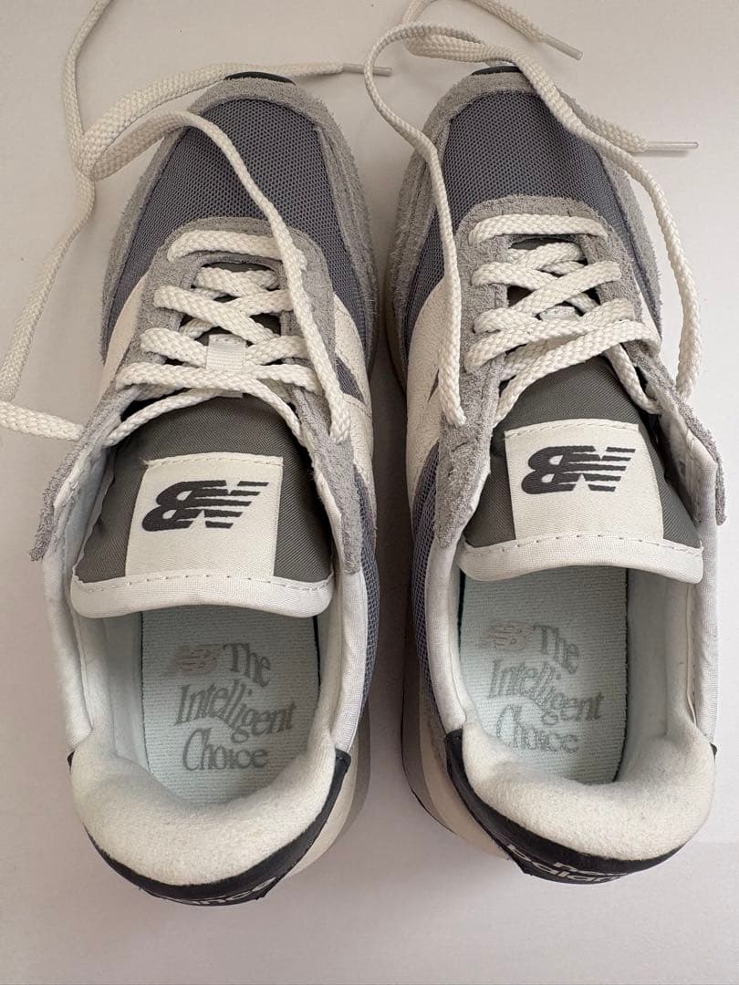 New Balance U370AH スニーカー グレー/ホワイト 箱付23.5