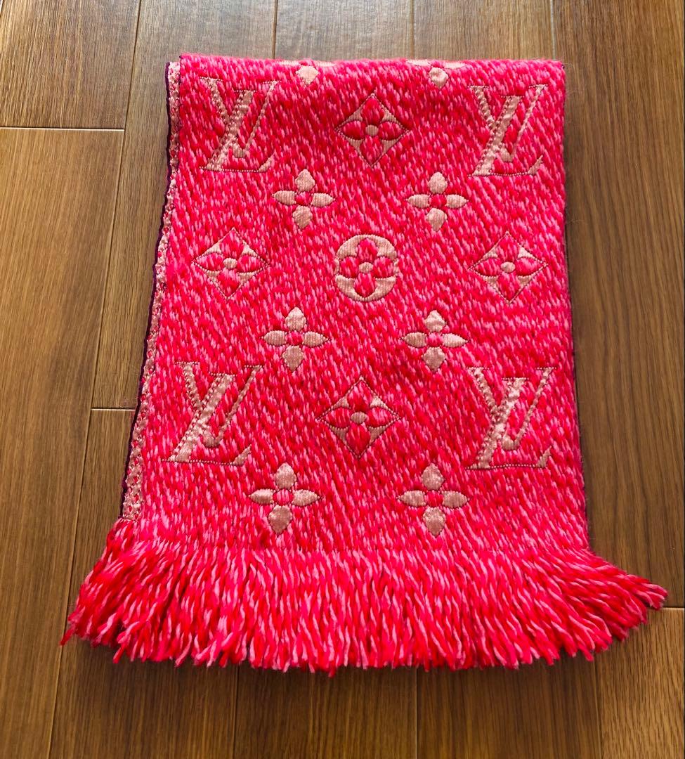 最終価格LOUIS VUITTON ロゴ入りマフラー ピンク