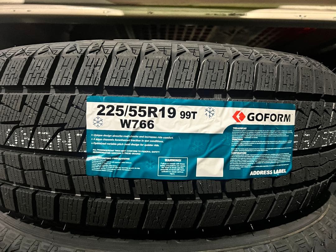 新品激安4本セット225/55R19 スタッドレスタイヤ